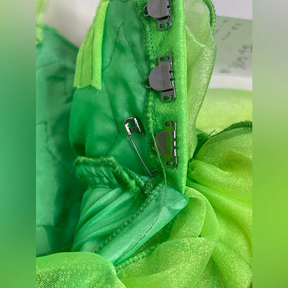 Little girls dress/ pageant dress/ cupcake skirt - Picture 5 of 8